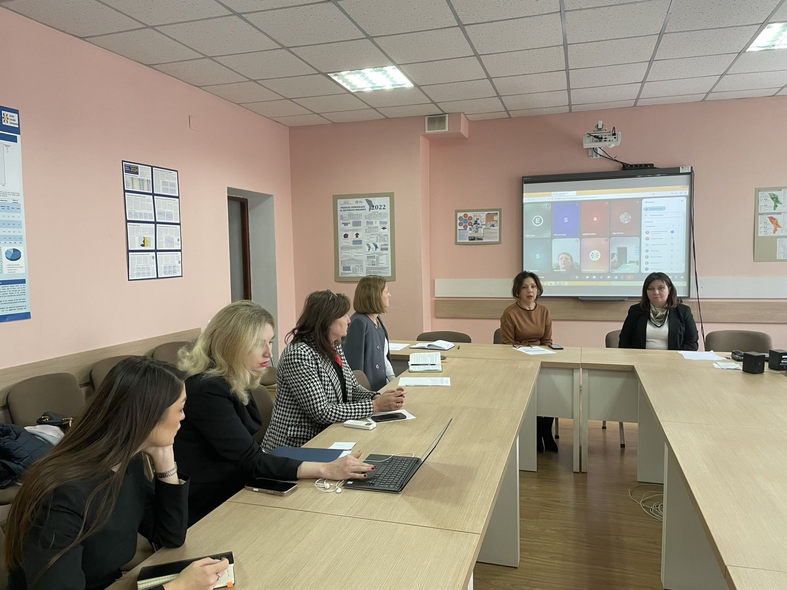 Masa rotundă „Modele de muncă noi și competențe smart în context post-pandemic”